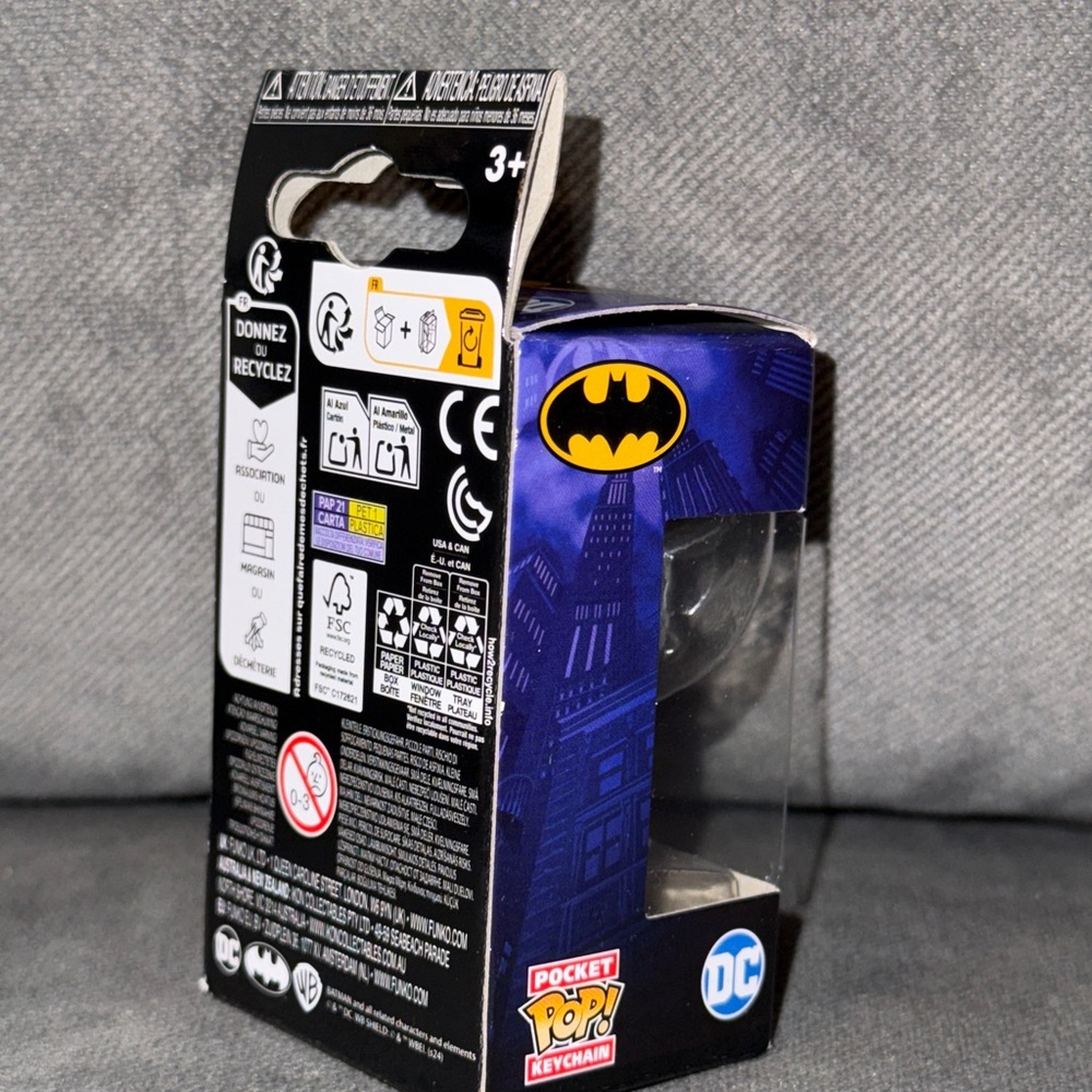 Funko Pocket Pop! Keychain Patchwork Batman - Blue and Tan - Picture 3 of 4